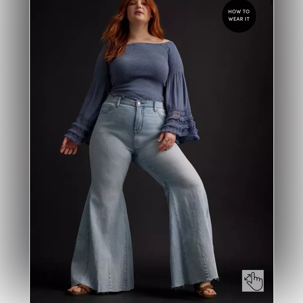 Women's Light Blue Flared Jeans